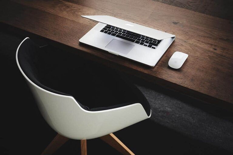 Learn These 4 Things If You Want To Have A Job